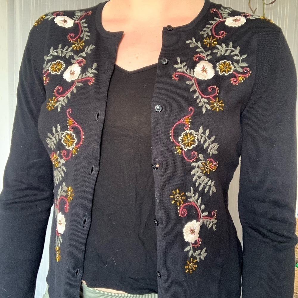 CAbi Sweater Cardigan Medium Stretch Rayon Knit Beaded Floral Embroidered